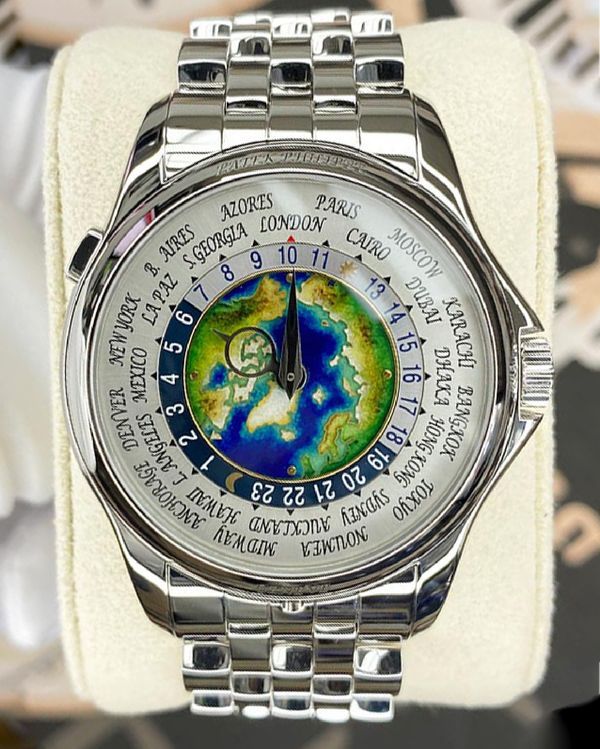 Patek Philippe World Time 39.5MM White Dial Platinum Bracelet (5131-1P-001)