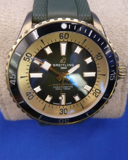 2024 Breitling Superocean 42MM Green Dial Rubber Strap (N17375201L1S1)