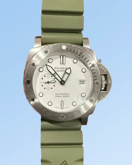 2023 Panerai Submersible 44MM White Dial Rubber Strap (PAM01595)