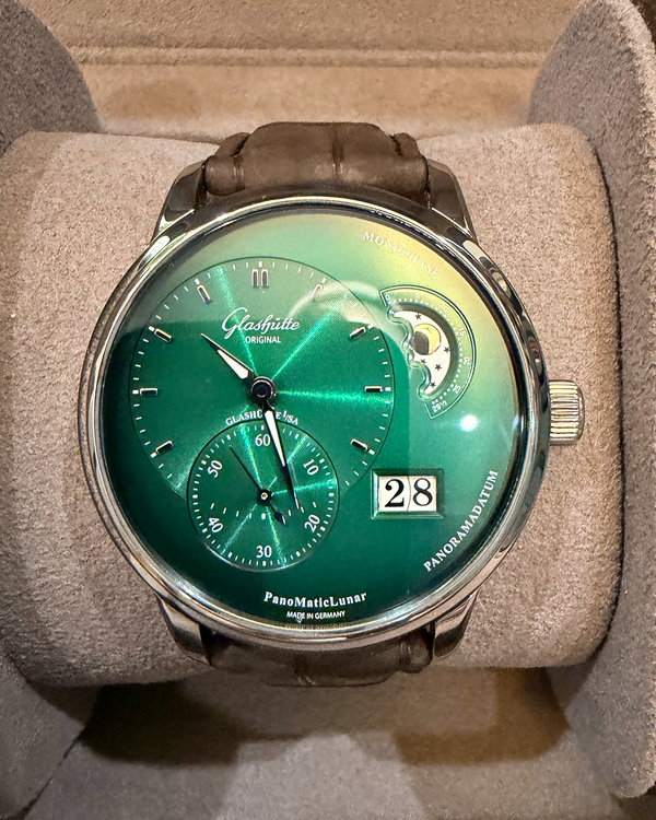 2023 Glashütte Original PanoMaticLunar 40MM Green Dial Leather Strap (1-90-02-13-32-62)