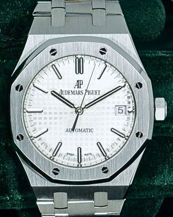 Audemars Piguet Royal Oak (15450ST.OO.1256ST.01)
