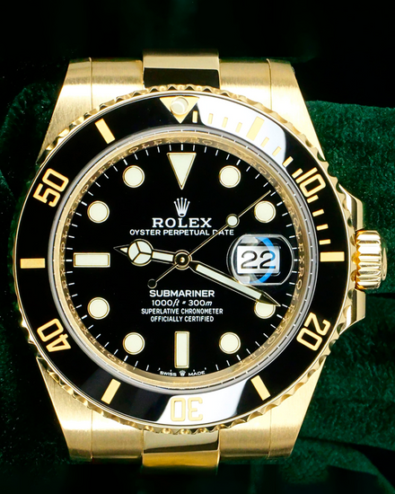 Rolex Submariner Date 41MM Black Dial Yellow Gold Oyster Bracelet (126618LN)