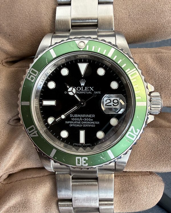 Rolex Submariner (16610T)