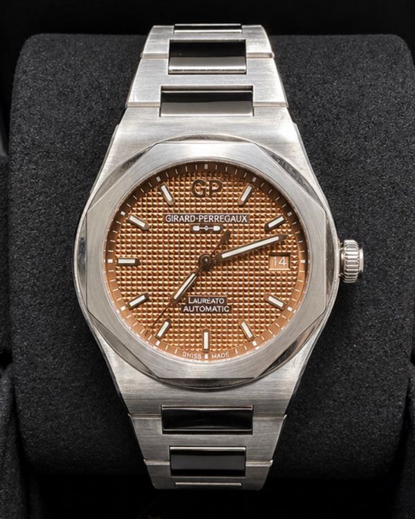 Girard Perregaux Laureato (81005-11-3154-1CM)