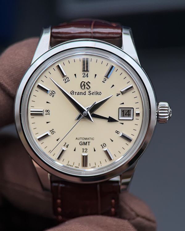 Grand Seiko Elegance (SBGM221G)