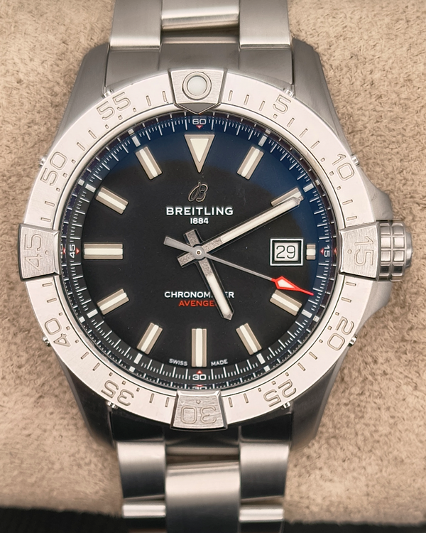 Breitling Avenger (A17328)