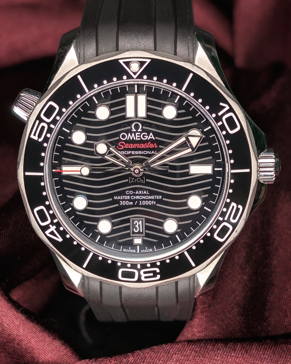 2025 Omega Seamaster Diver 300M 42MM Black Dial Rubber Strap (210.32.42.20.01.001)
