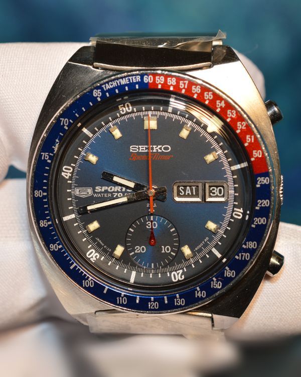 Seiko 5 Sports Chronograph "Blue Pogue" 41MM Grey Dial Steel Bracelet (6139-6000)