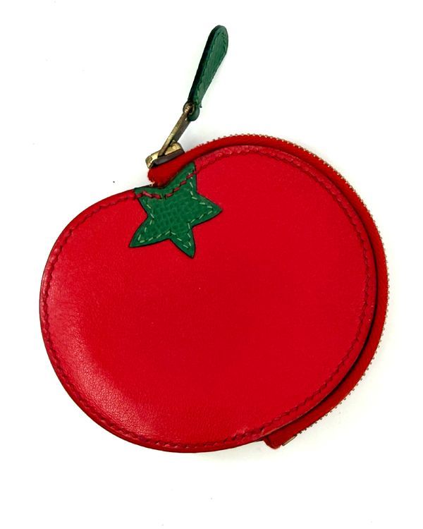 Hermès Accessories 3.54 x 2.95 x 0.51 IN Tomato Leather Coin Purse
