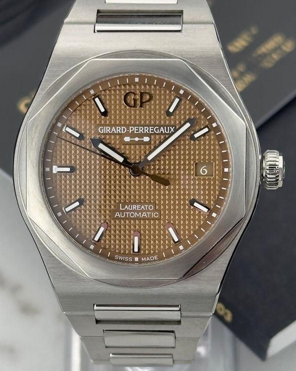 2023 Girard Perregaux Laureato 38MM Copper Dial Steel Bracelet (81005-11-3154-1CM)