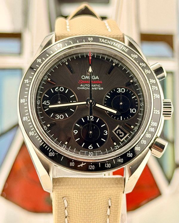 Omega Speedmaster (323.32.40.40.06.001)