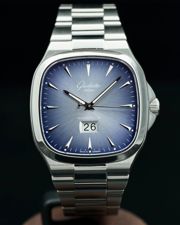 Glashütte Original Seventies Panorama (2-39-47-13-12-04)