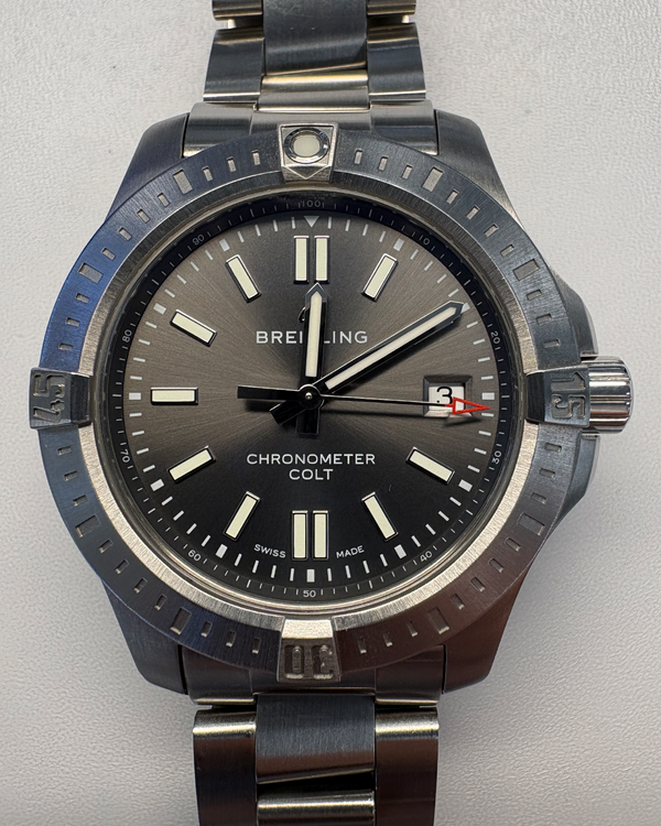 Breitling Chronomat (Lot 137427. Breitling Chronomat Colt.)