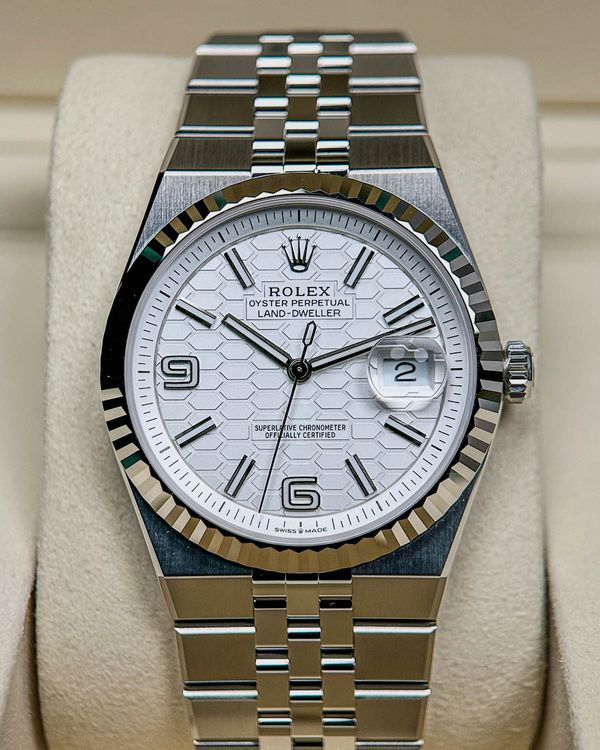 No Reserve - Rolex Land-Dweller (127334)