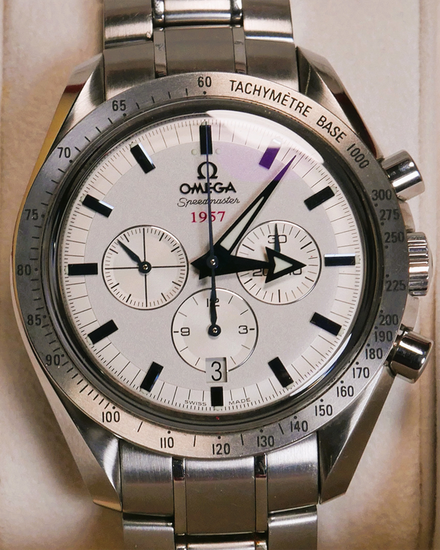 No Reserve - 2007 Omega Speedmaster Broad Arrow Silver Dial Steel Bracelet (321.10.42.50.02.001)