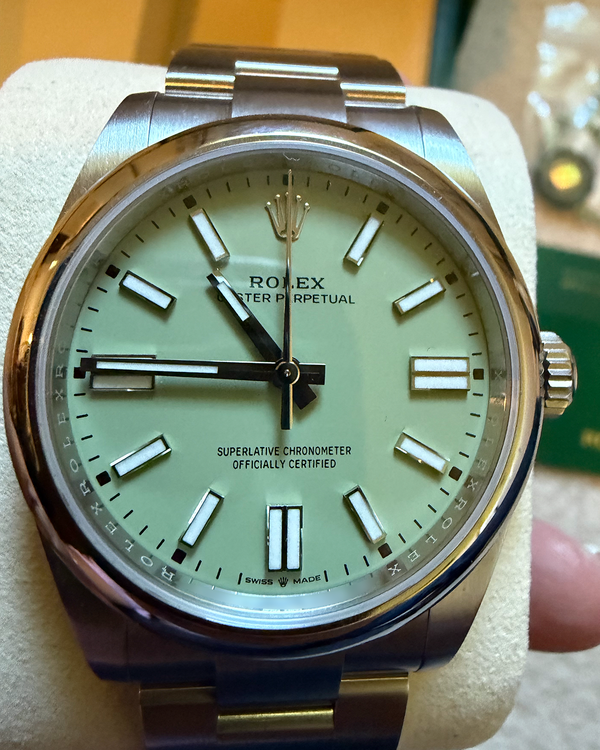Rolex Oyster Perpetual (134300)
