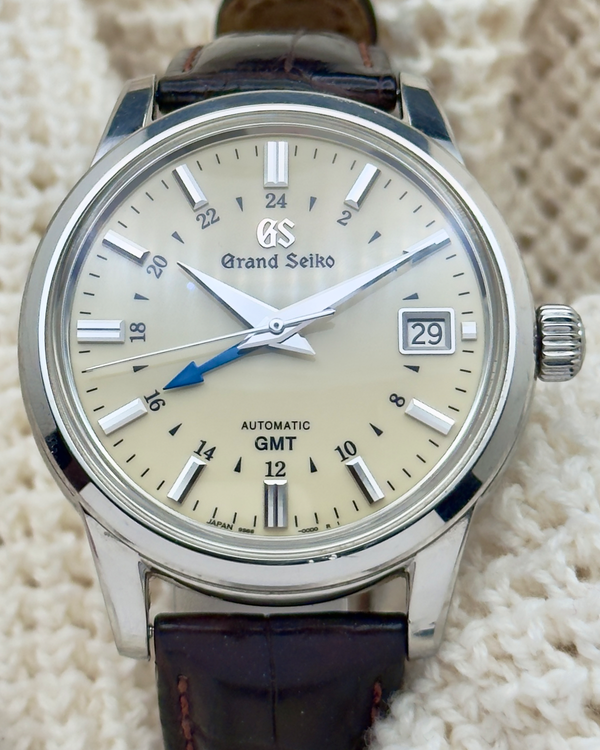 No Reserve - 2020 Grand Seiko Automatic GMT 39.5MM Ivory Dial Leather Strap (SBGM221G)