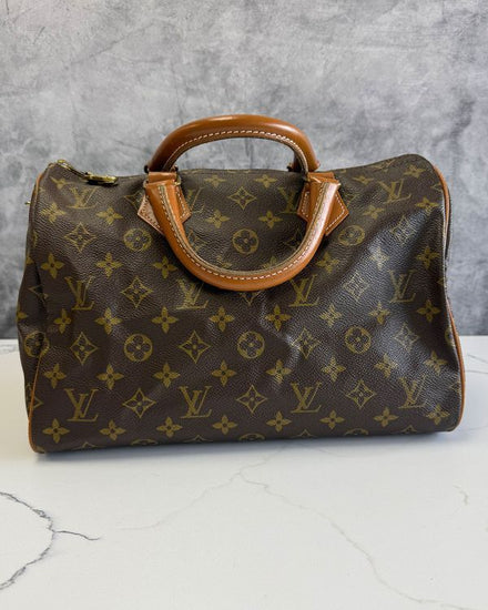 No Reserve -1970 Louis Vuitton Accessories Speedy 30 11.8 x 8.3 x 6.7IN Leather Gold-Tone Hardware Leather Strap (Speedy 30)