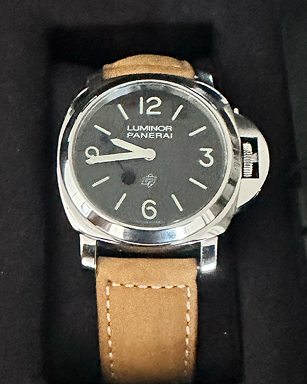 2023 Panerai Luminor Base Logo 44MM Black Dial Leather Strap (PAM01086)