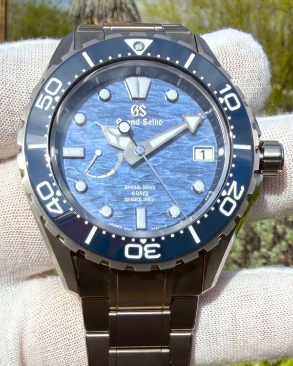 2026 Grand Seiko Evolution 9 "Ushio" Spring Drive Diver 43.8MM Blue Dial Titanium Bracelet (SLGA023G)