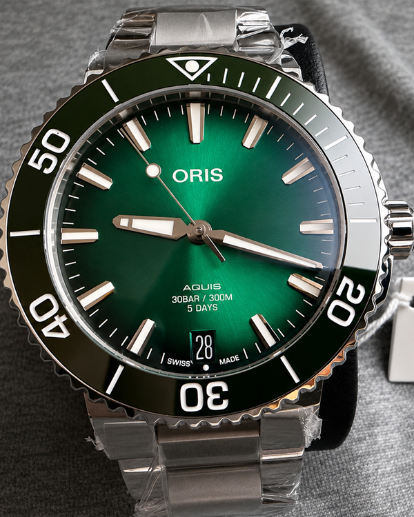 No Reserve - Oris Aquis Date (01 400 7769 4157-07 8 22 09PEB)