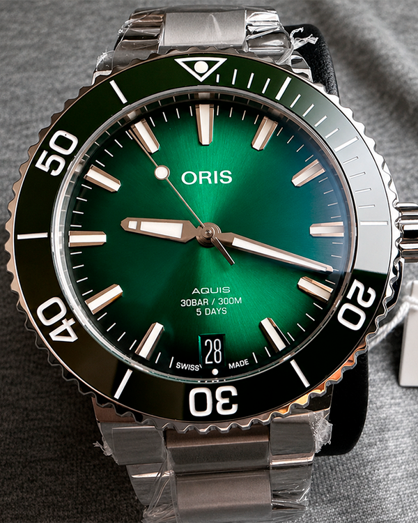 No Reserve - Oris Aquis Date (01 400 7769 4157-07 8 22 09PEB)