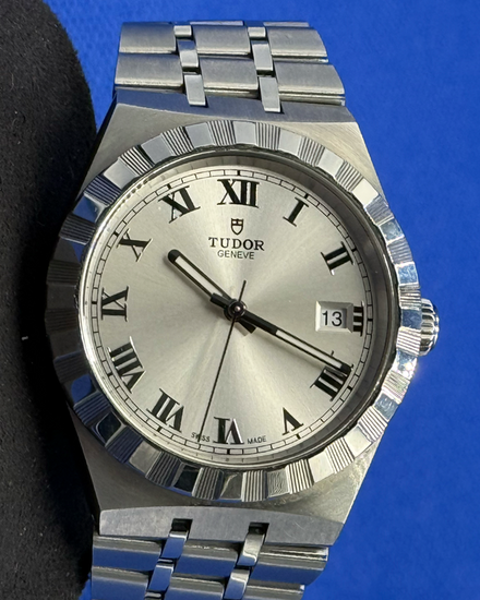 No Reserve - 2022 Tudor Royal 38MM Silver Dial Steel Bracelet (28500)