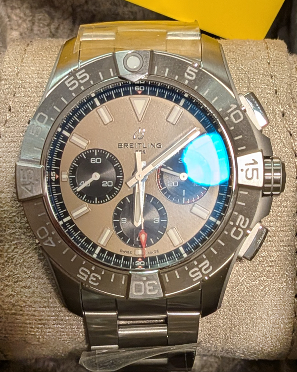 Breitling Avenger B01 Chronograph 44MM Beige Dial Steel Bracelet (AB0147)