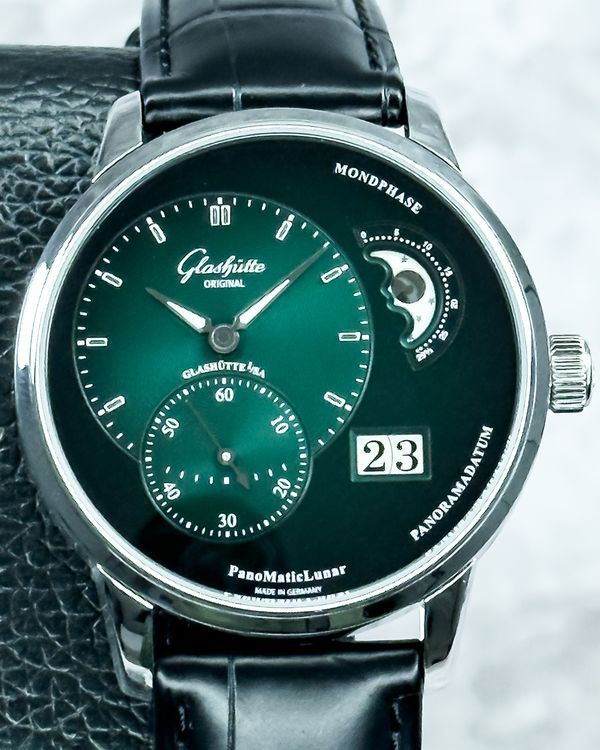 2024 Glashütte Original PanoMaticLunar XL 40MM Green Dial Leather Strap (1-90-02-13-32-31))