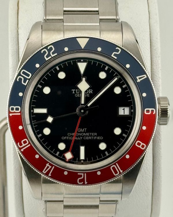No Reserve - 2022 Tudor Black Bay GMT "Pepsi" 41MM Black Dial Steel Bracelet (79830RB)