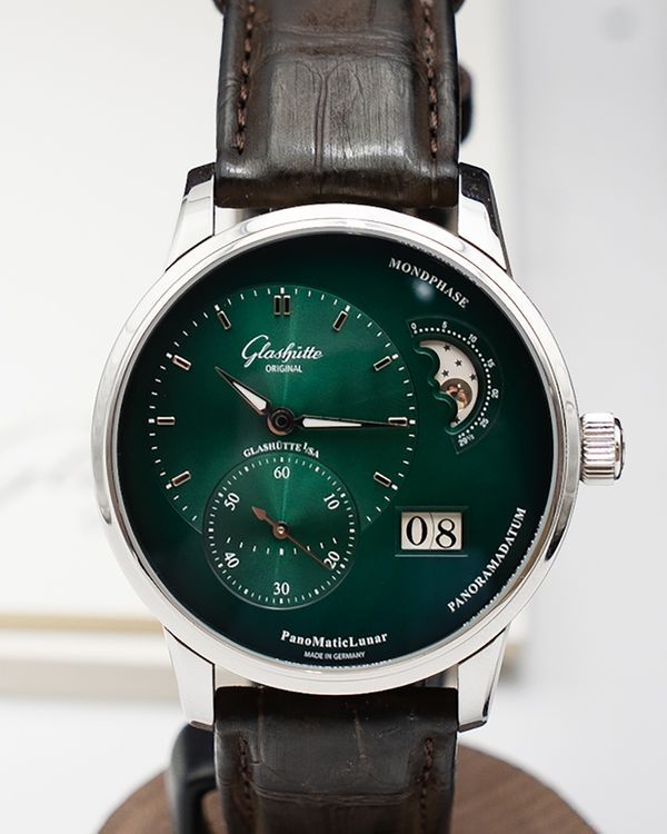 2022 Glashütte Original PanoMaticLunar 40MM Green Dial Leather Strap (1-90-02-13-32-62)