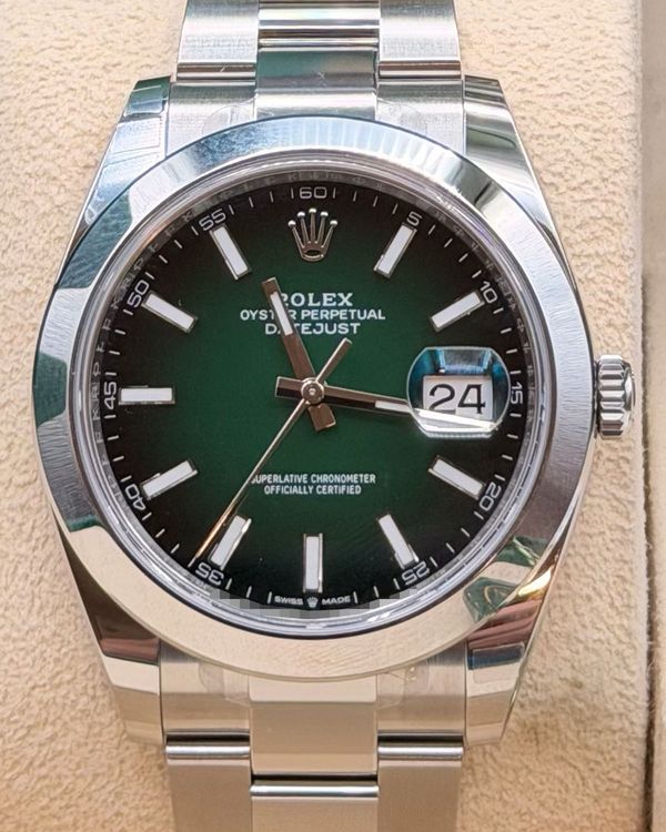 No Reserve - 2026 Rolex Datejust 41MM Green "Ombré" Dial Oyster Bracelet (126300)