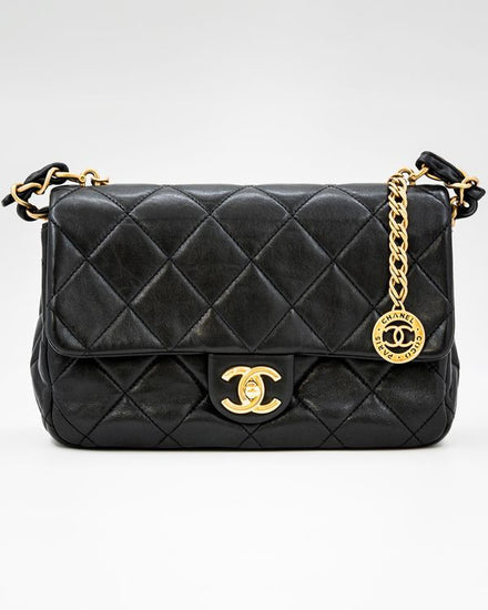 Chanel Matelasse Double Flap Bag 15.9 x 8 x 2.3IN Leather Gold-Tone Hardware Chain Strap (Matelasse Double Flap)