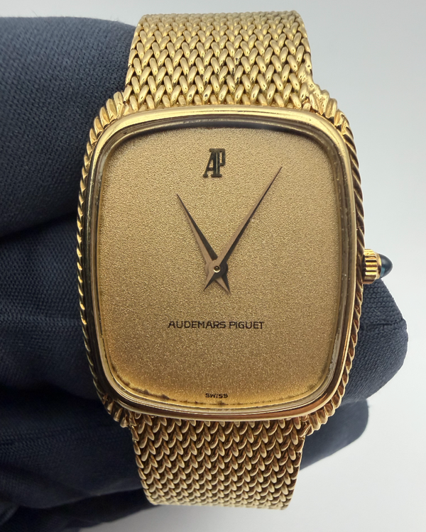 Audemars Piguet Cobra Vintage Champagne Dial Yellow Gold Bracelet (668)