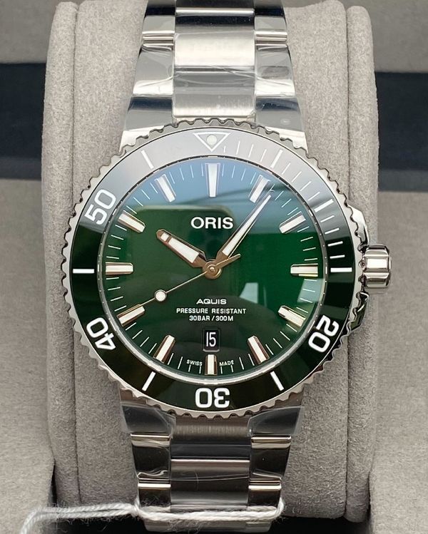 Oris Aquis Date (01 733 7730 4157)