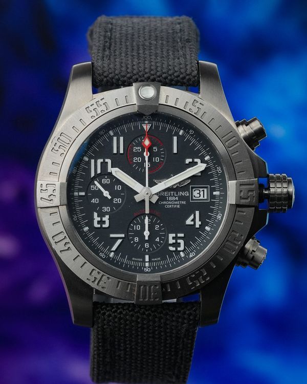 Breitling Avenger (E13383)
