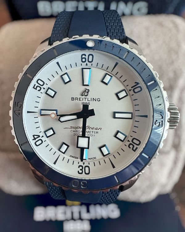 Breitling Superocean (A17375)