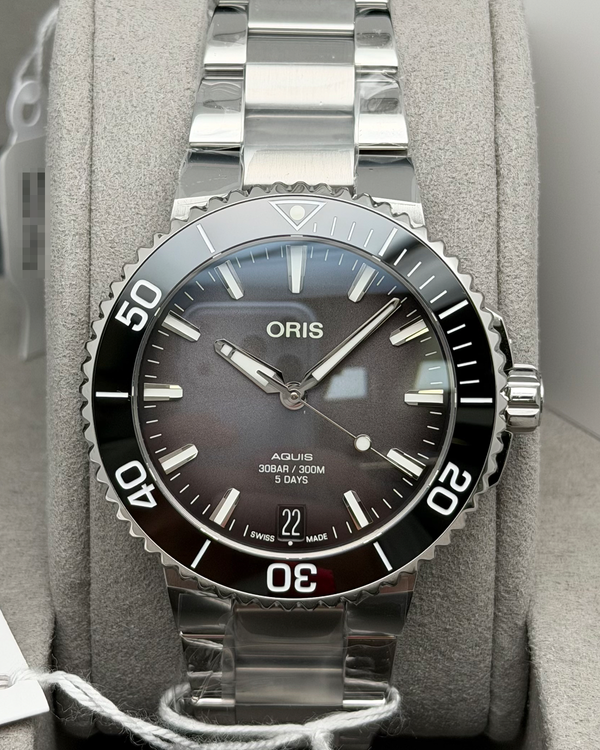 Oris Aquis Date (01 400 7769 4154-07 8 22 09PEB)