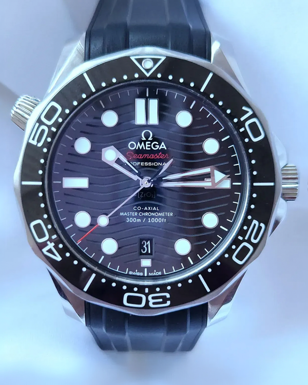 2022 Omega Seamaster Diver 300M 42MM Black Dial Rubber Strap (210.32.42.20.01.001)