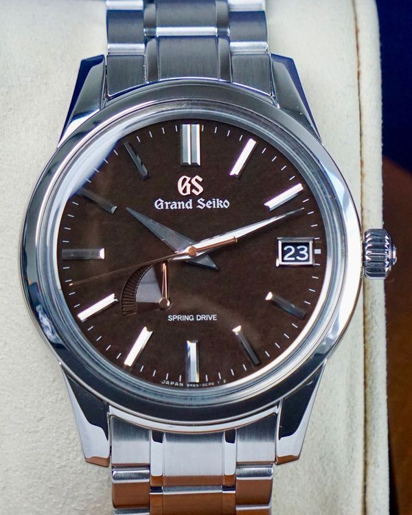 Grand Seiko Spring Drive "Mt. Fuji Volcanic Red" L.E. 40.2MM Brown Dial Steel Bracelet (SBGA455G)
