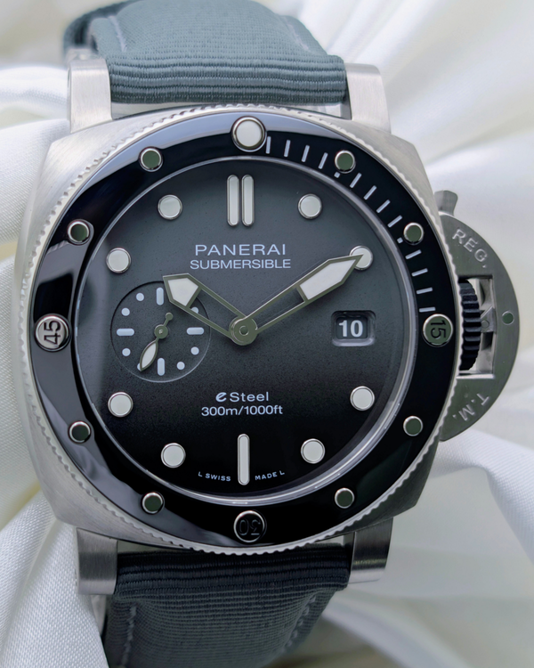 Panerai Submersible (PAM01288)
