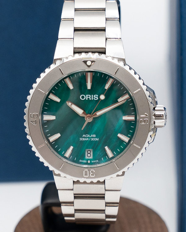 Oris Aquis (01 733 7770 4137-07)