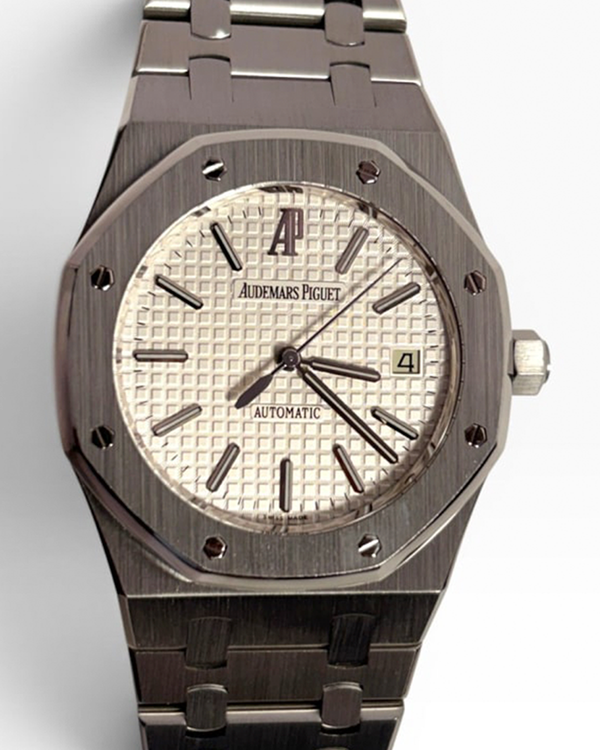 Audemars Piguet Royal Oak (15300ST)