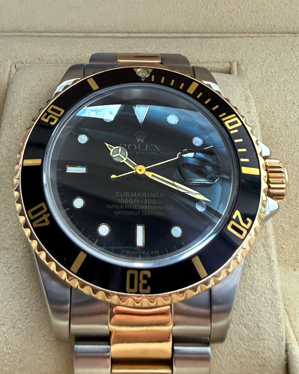 1997 Rolex Submariner Date 40MM Black Dial Two-Tone Oyster Bracelet (16613)