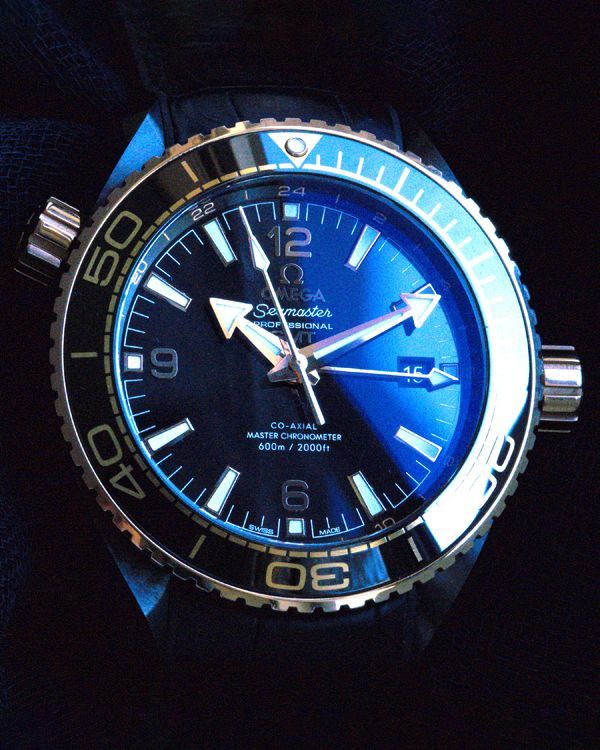 2017 Omega Seamaster Planet Ocean 600M "Deep Black" 45.5MM Black Dial Leather Strap (215.63.46.22.01.001)