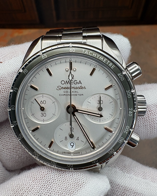 2019 Omega Speedmaster 38MM Silver Dial Steel Bracelet (324.30.38.50.02.001)