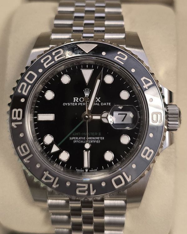 2026 Rolex GMT-Master II "Bruce Wayne" 40MM Black Dial Jubilee Bracelet (126710GRNR)