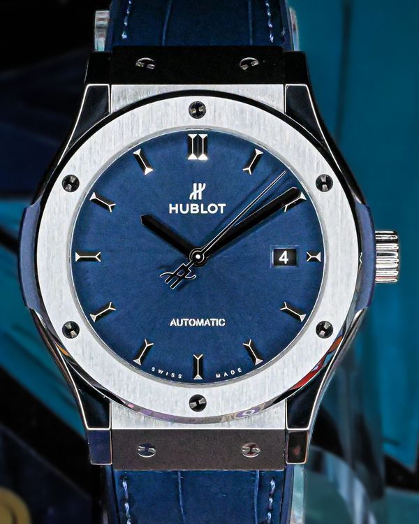 2020 Hublot Classic Fusion 42MM Blue Dial Leather Strap (542.NX.7170.LR)