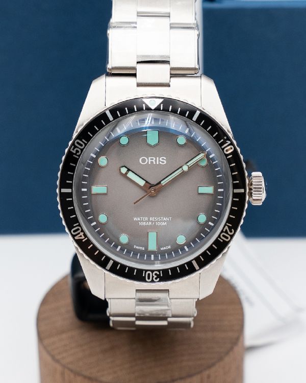 Oris Divers Sixty-Five 40MM Grey Dial Steel Bracelet (01 733 7077 4053)