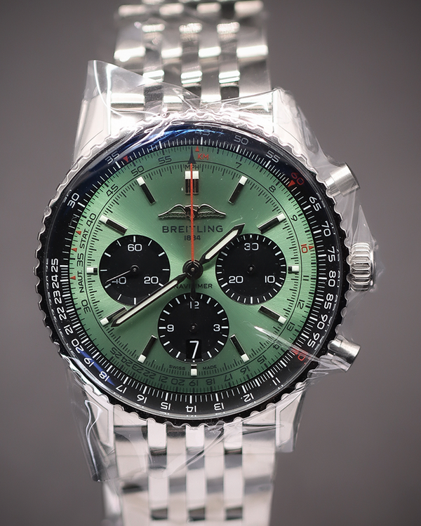 2025 Breitling Navitimer 1 B01 Chronograph 43MM Green Dial Steel Bracelet (AB0138241L1A1)